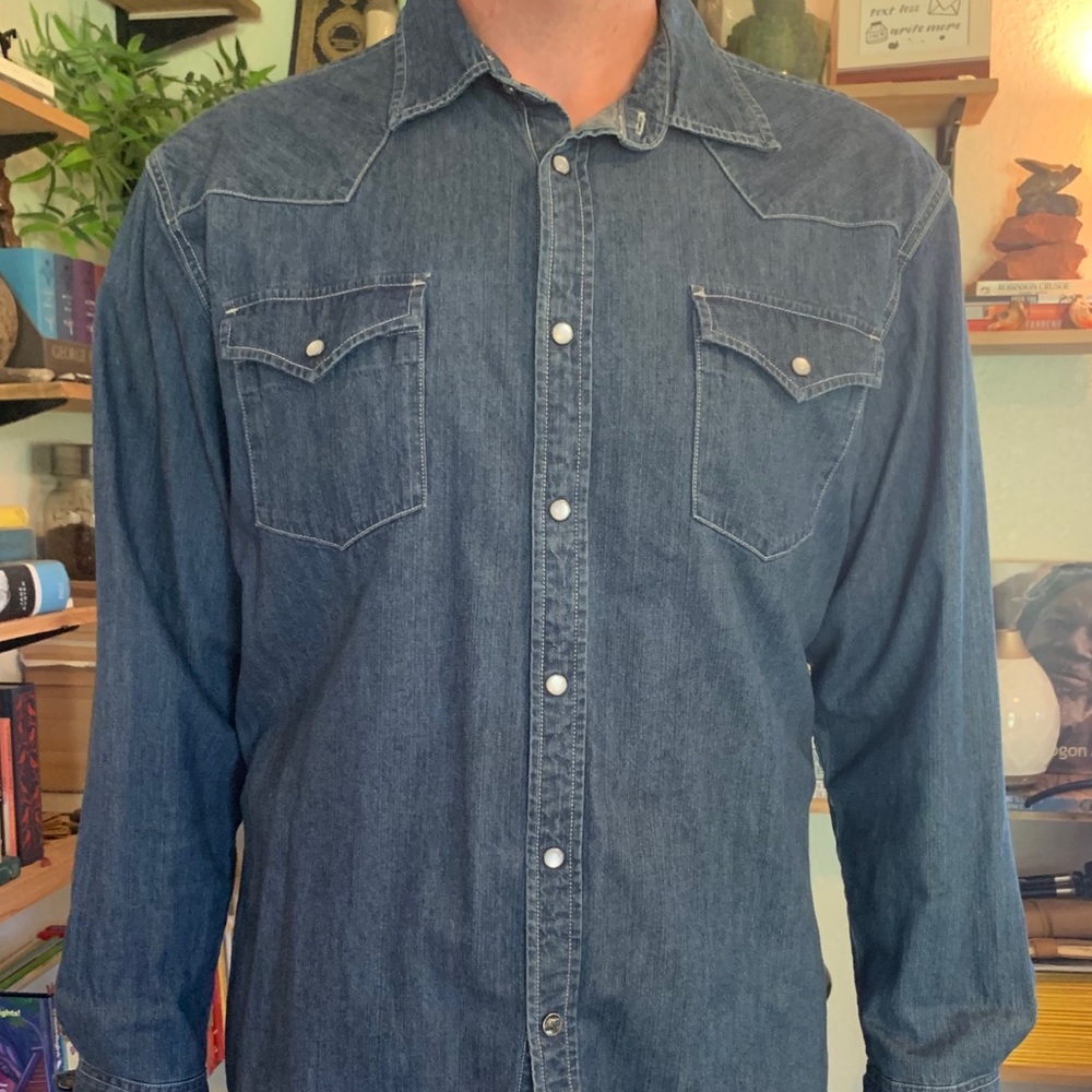 Mountain Khakis denim pearl snap
